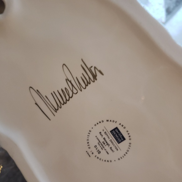 NIB Royal Doulton "Run Mowgli Run" - Picture 4 of 6